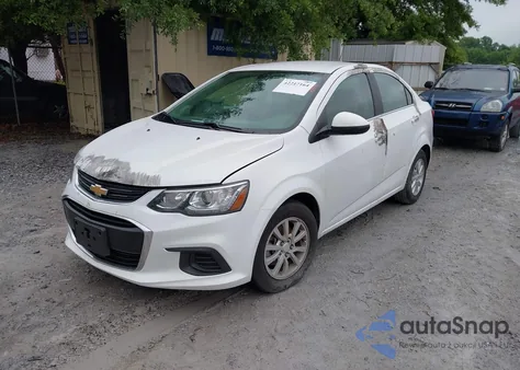 2020 Chevrolet Sonic Fwd Lt из США, поврежденный, VIN 1G1JD5SB7L4140587